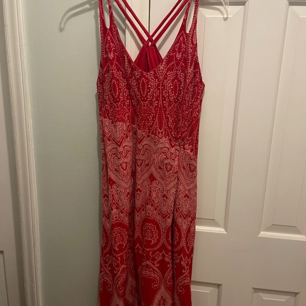 Womens Athleta sun dress.  Size medium. Coral color